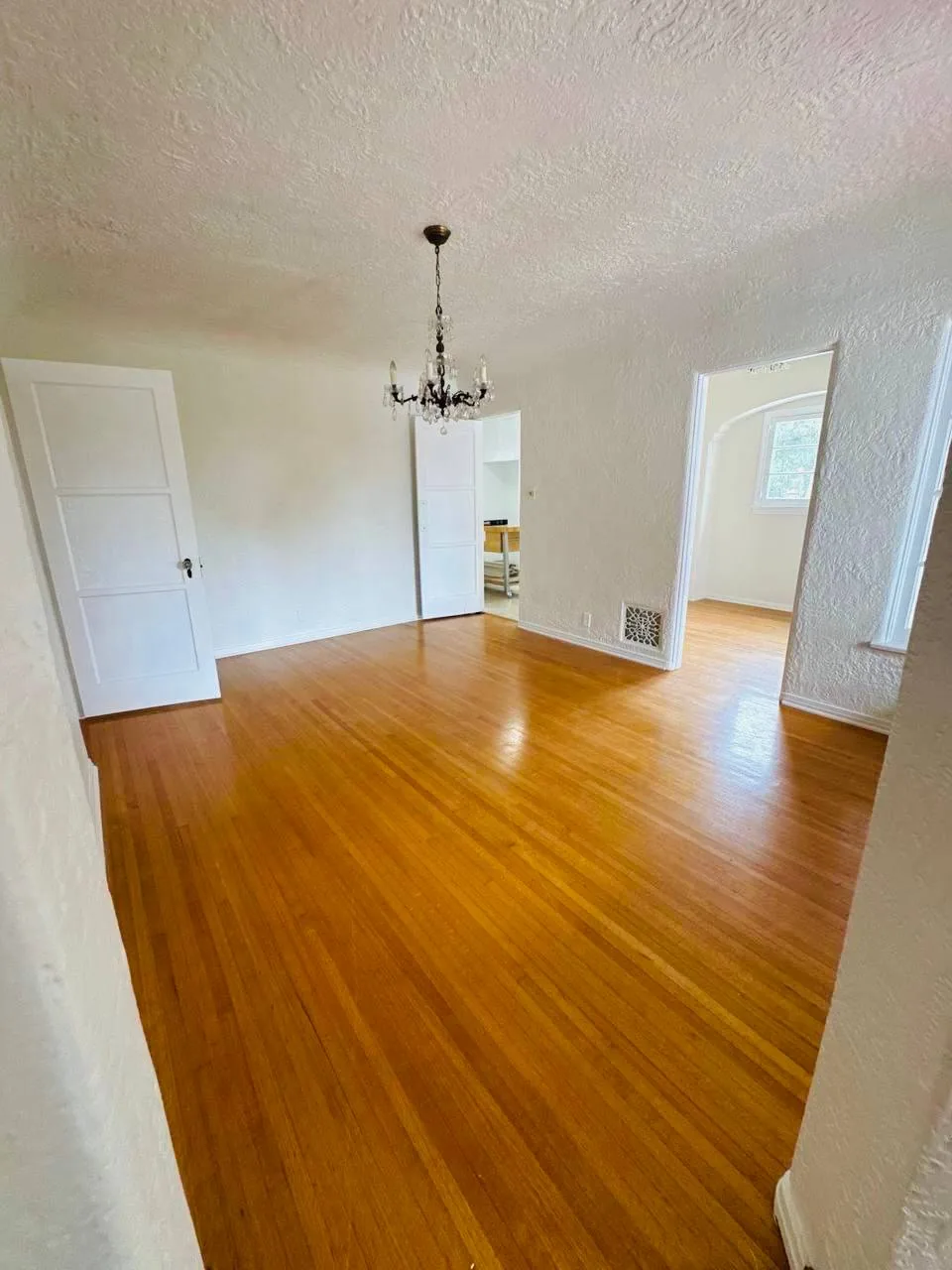 Move-out cleaning in Los Angeles — before and after, photo 8