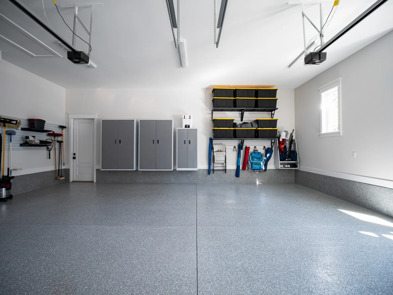 Automotive Facility Cleaning in Los Angeles — VAST Cleaning